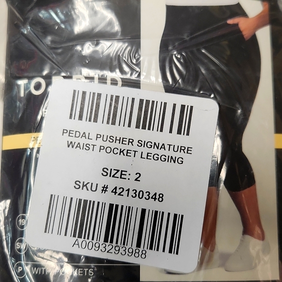 ❤️NWT VINTAGE TORRID POCKETS LEGGING - FLORAL PRINT - PEDAL PUSHER - PLUS SIZE - Picture 5 of 11